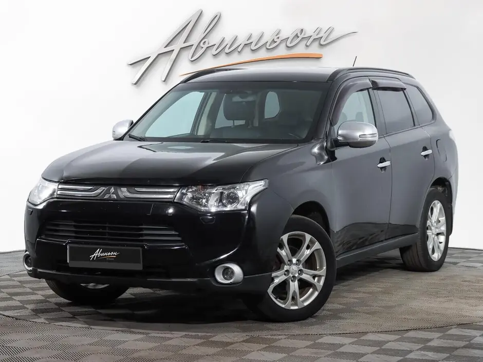 Mitsubishi Outlander, 2012 г.