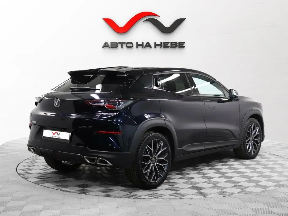 «Авто на Неве»