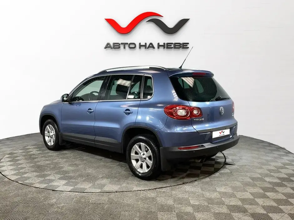 «Авто на Неве»
