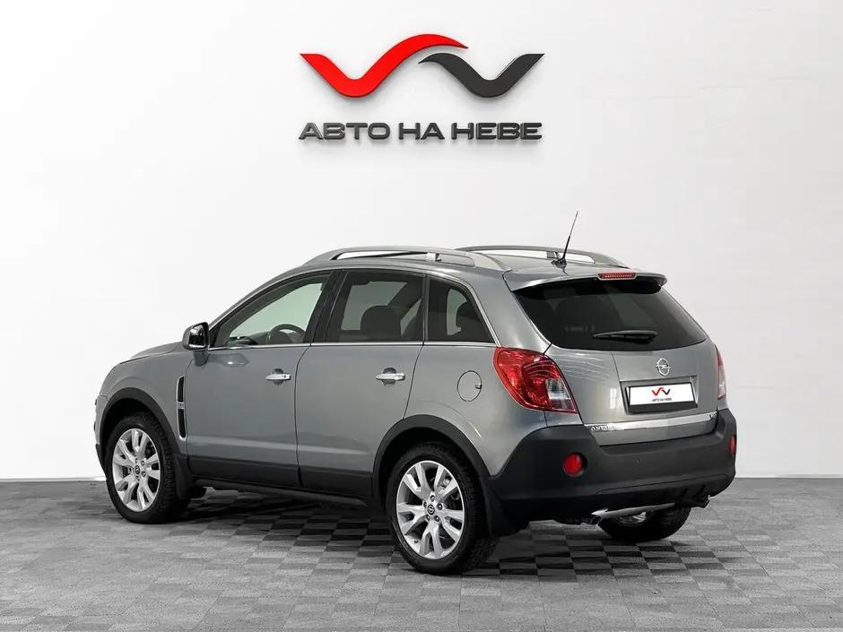 «Авто на Неве»