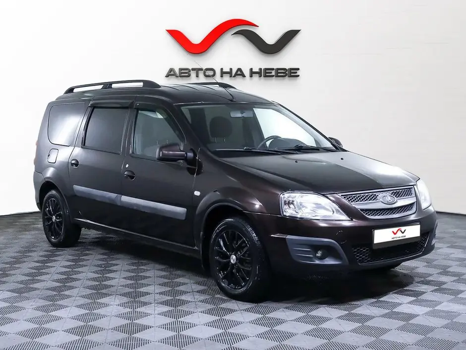 «Авто на Неве»