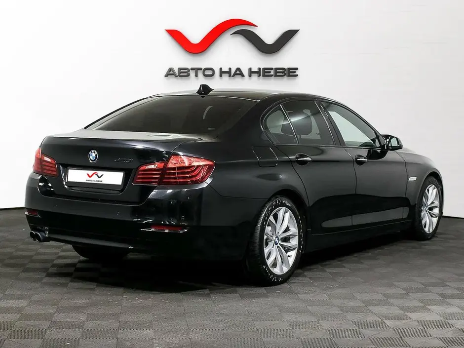 «Авто на Неве»