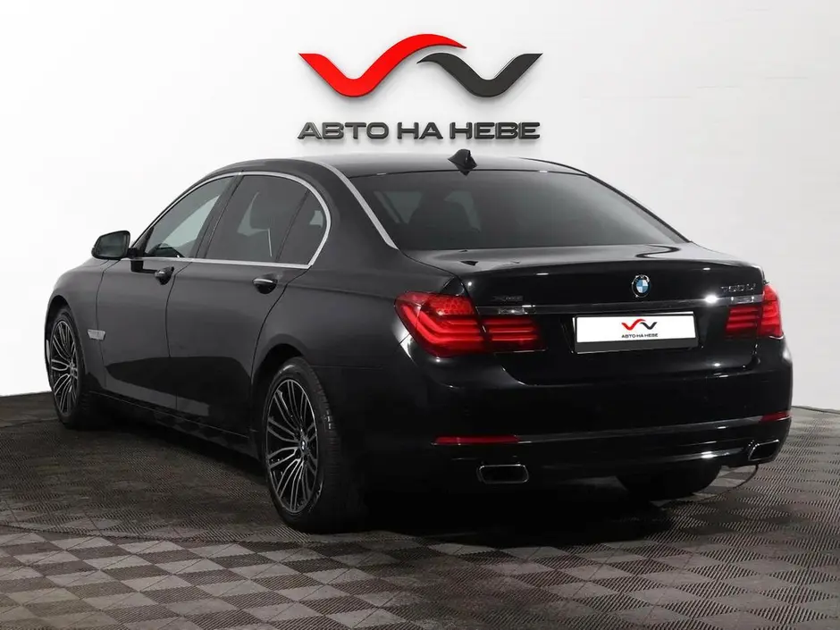 «Авто на Неве»