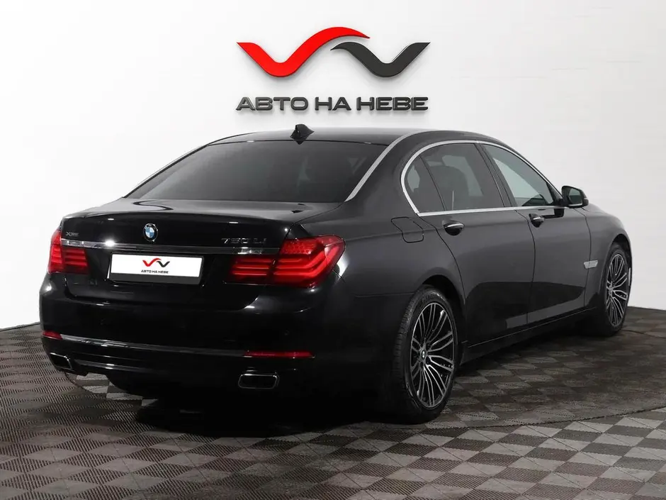 «Авто на Неве»