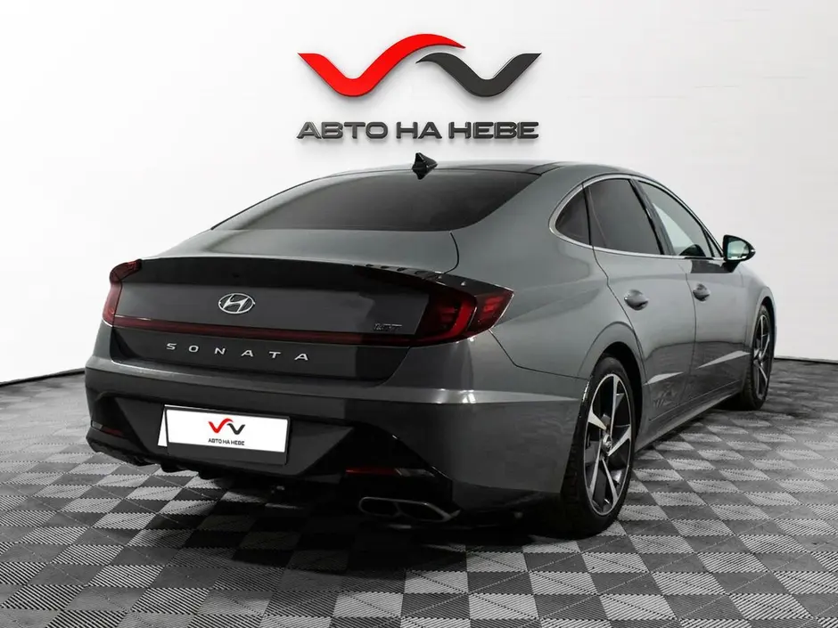 «Авто на Неве»