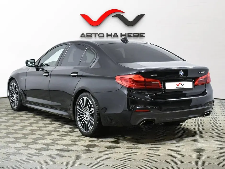 «Авто на Неве»