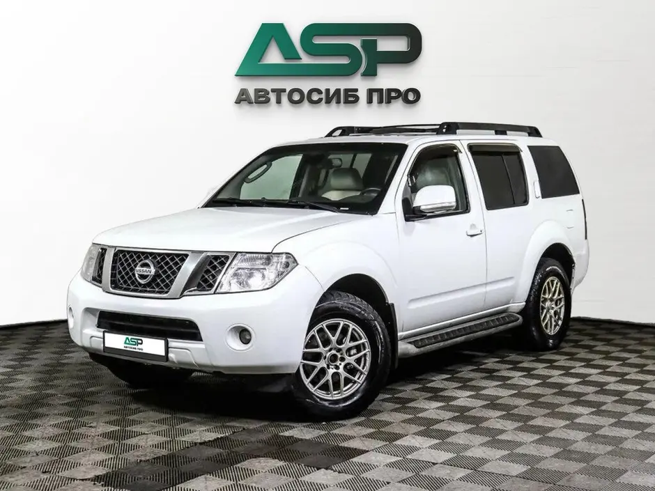 Nissan Pathfinder, 2011 г.