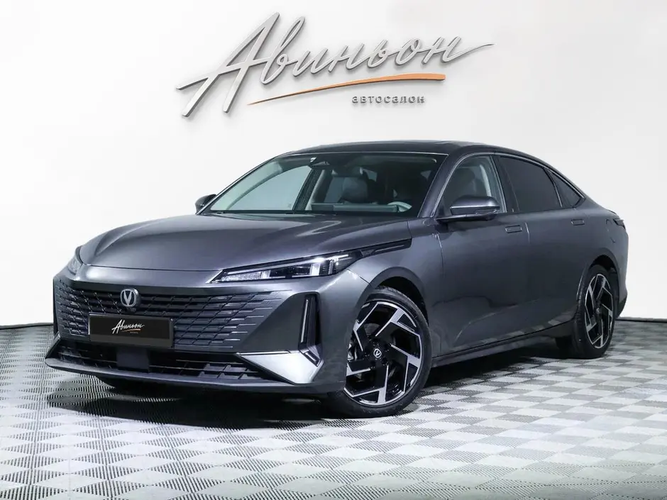 Changan Lamore, 2023 г.