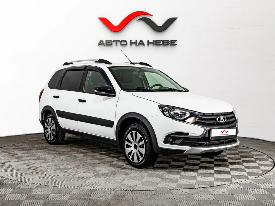 «Авто на Неве»