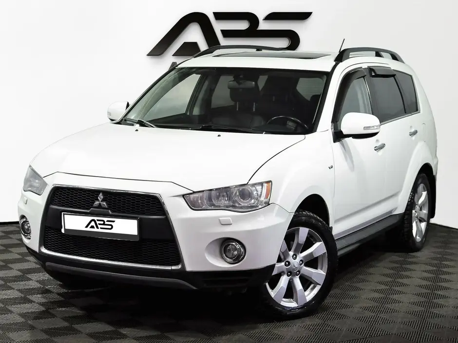 Mitsubishi Outlander, 2011 г.