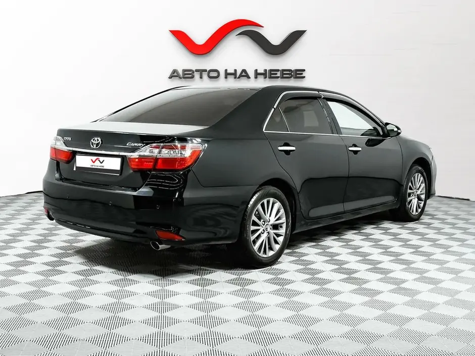 «Авто на Неве»