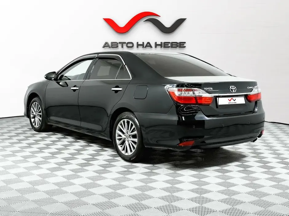 «Авто на Неве»