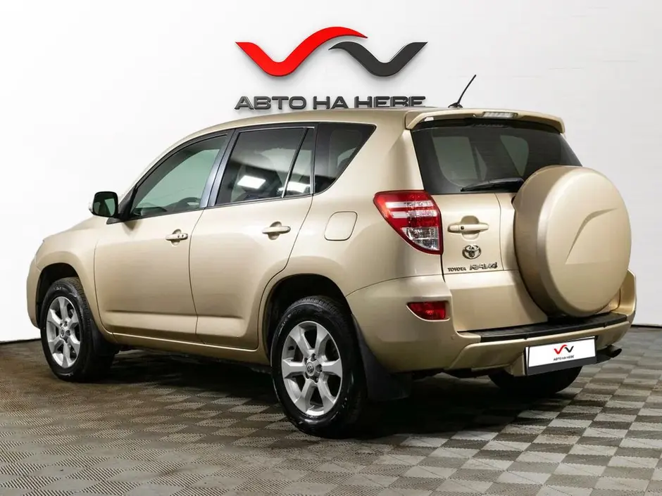 «Авто на Неве»