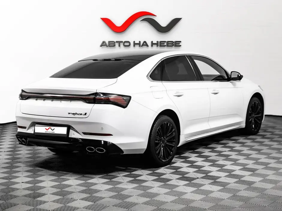 «Авто на Неве»