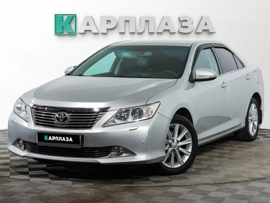 Toyota Camry, 2012 г.