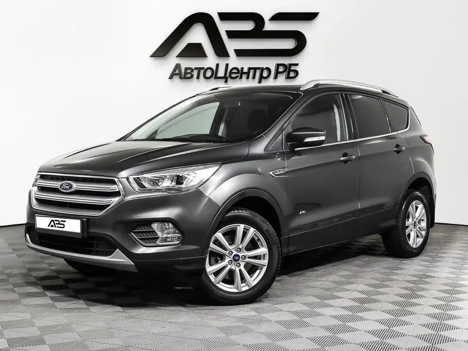 Ford Kuga, 2019 г.
