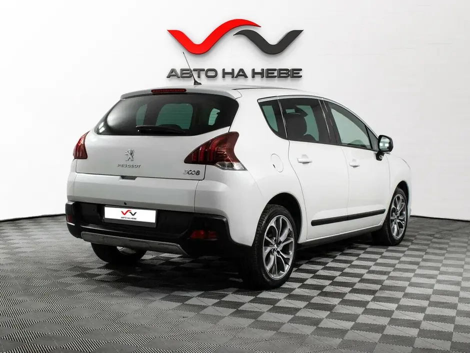 «Авто на Неве»