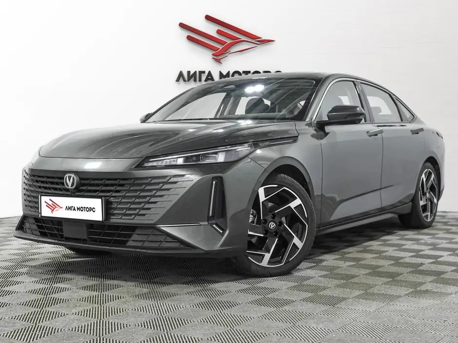 Changan Lamore, 2023 г.