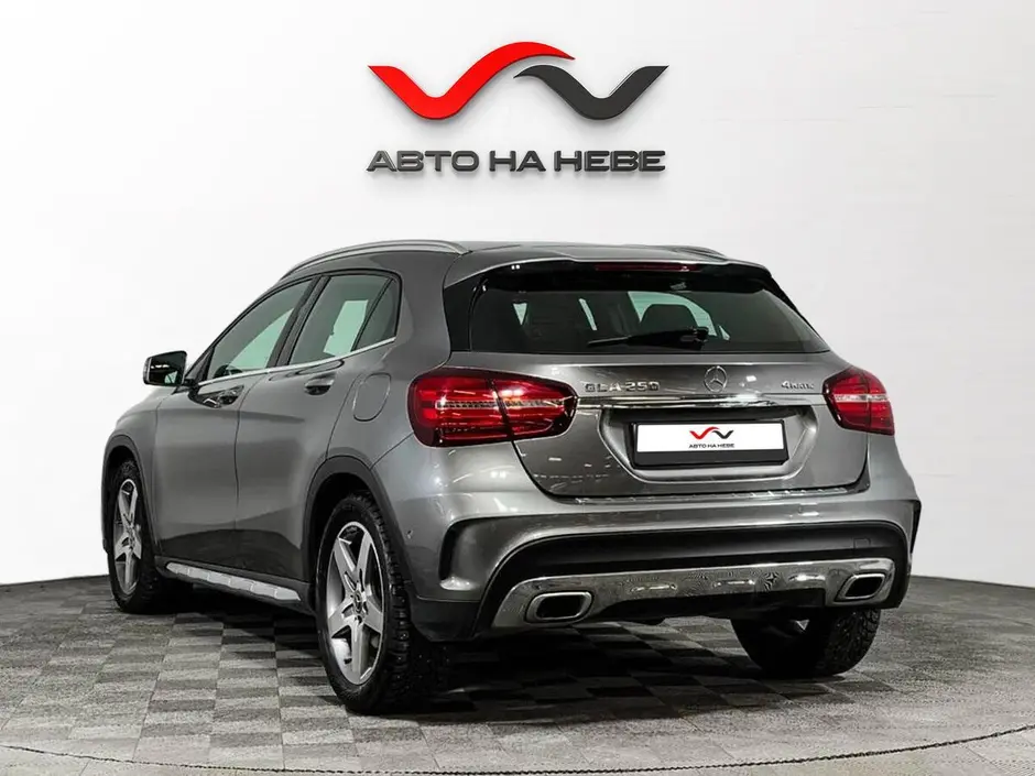 «Авто на Неве»