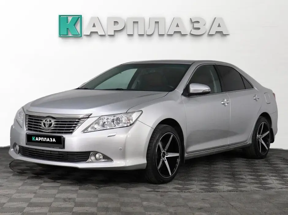 Toyota Camry, 2012 г.