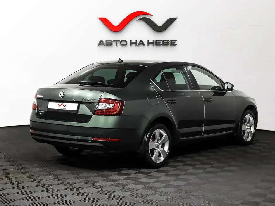 «Авто на Неве»