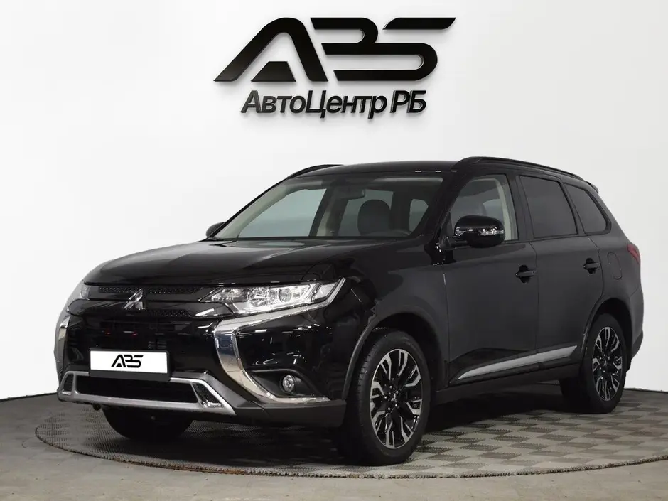 Mitsubishi Outlander, 2020 г.