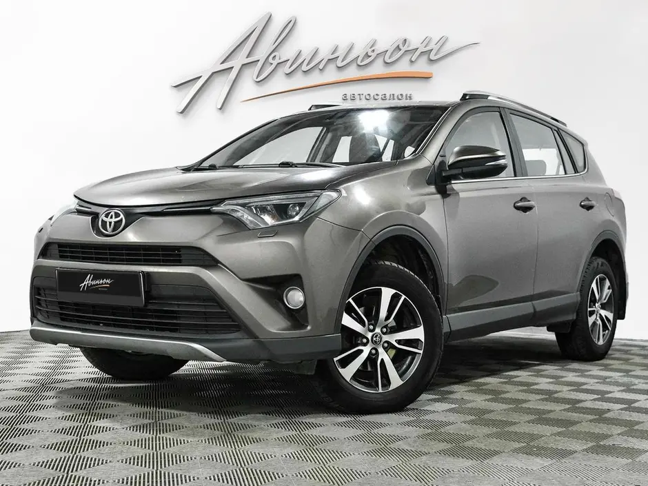 Toyota RAV4, 2018 г.