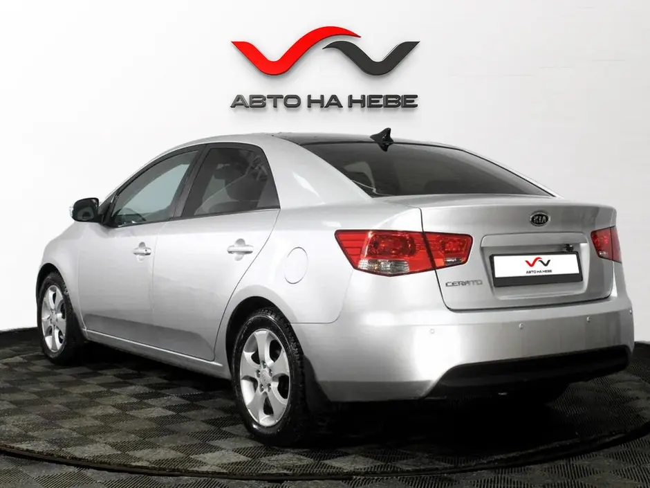 «Авто на Неве»