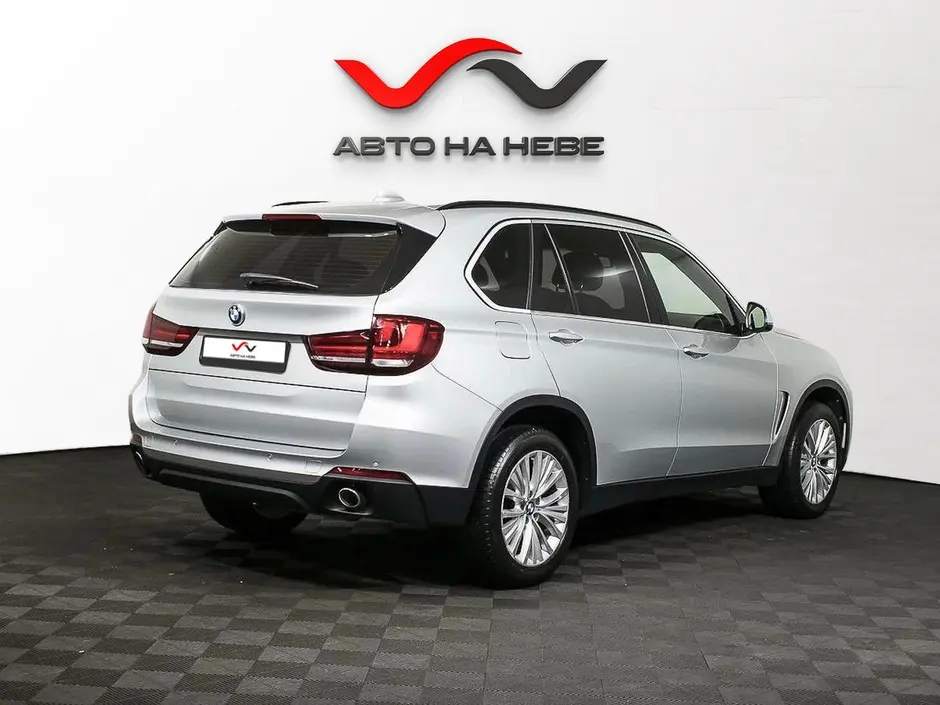 «Авто на Неве»