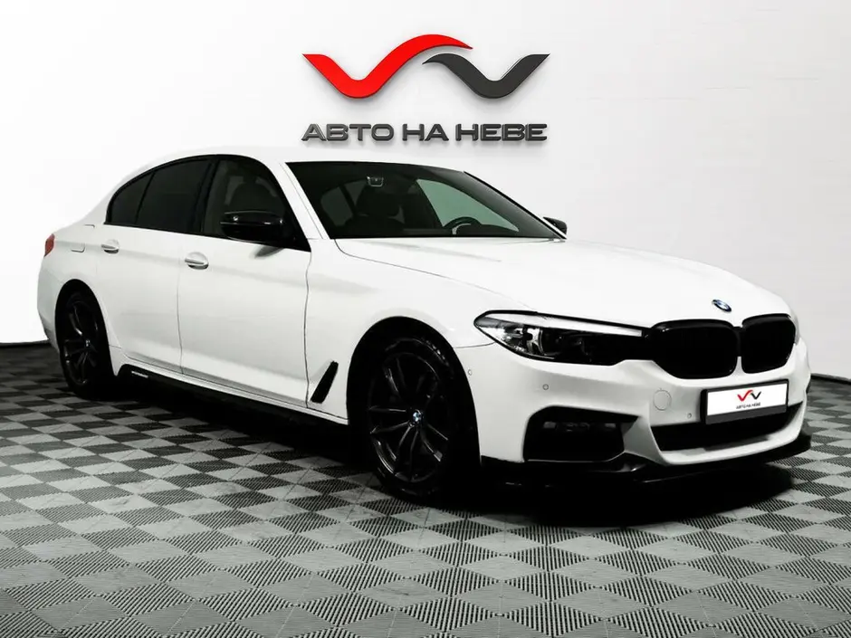 «Авто на Неве»