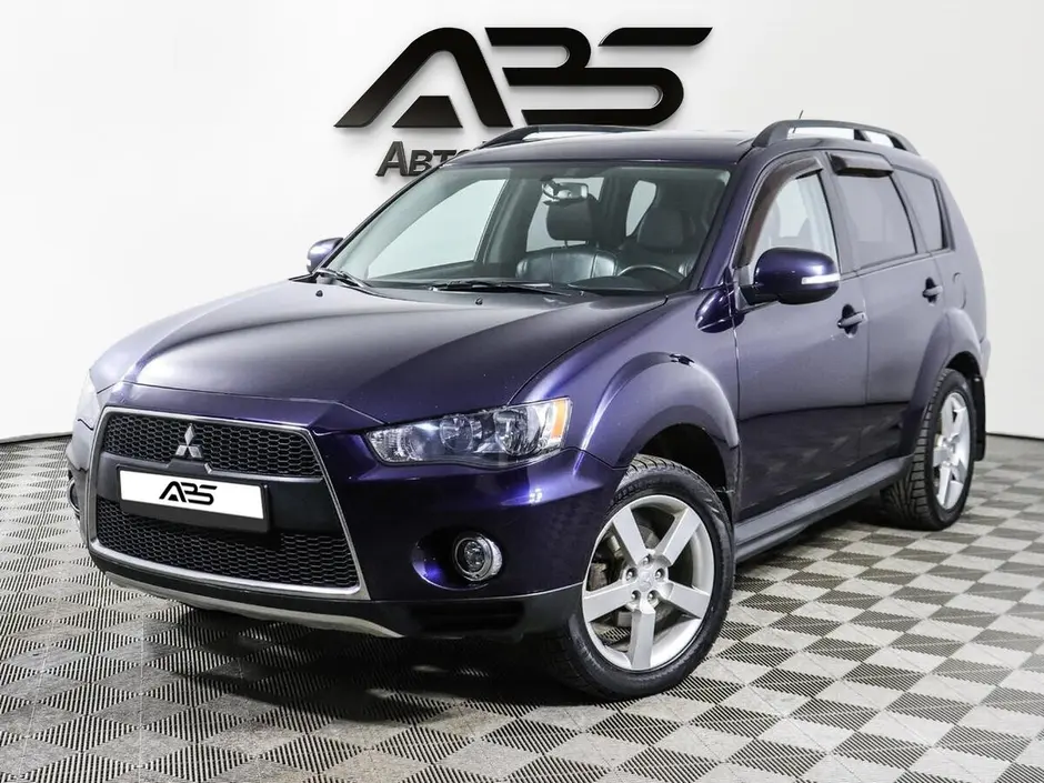 Mitsubishi Outlander, 2011 г.