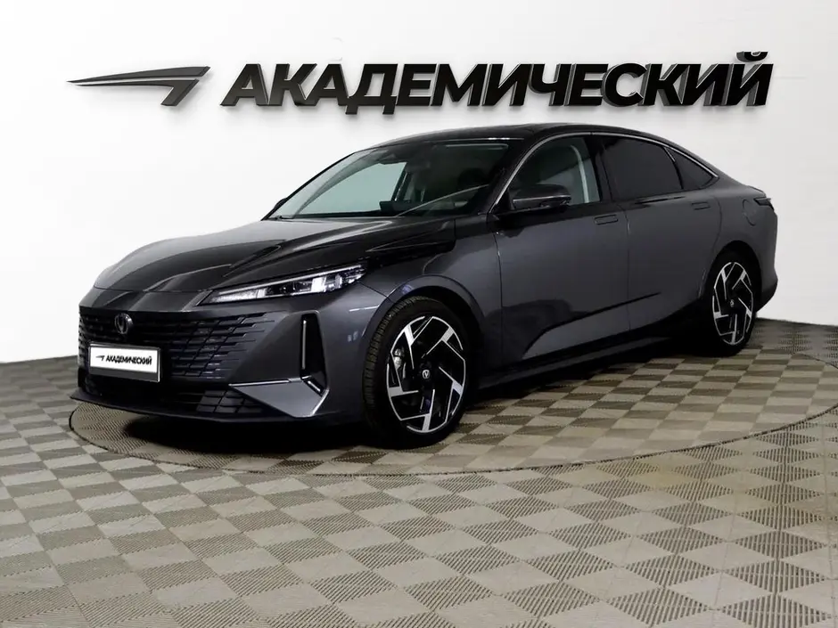 Changan Lamore, 2023 г.