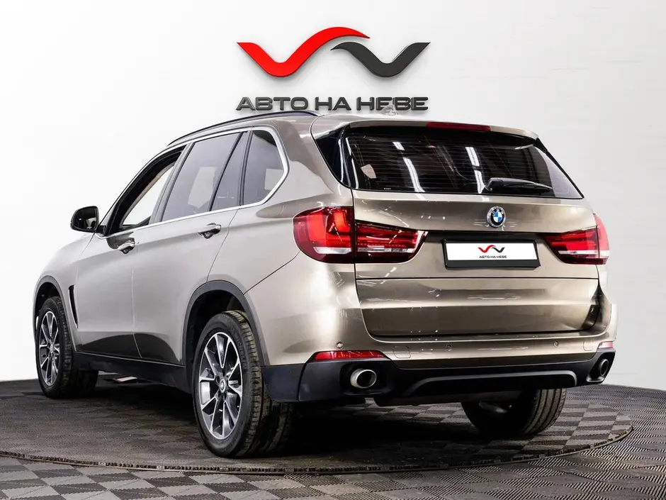 «Авто на Неве»