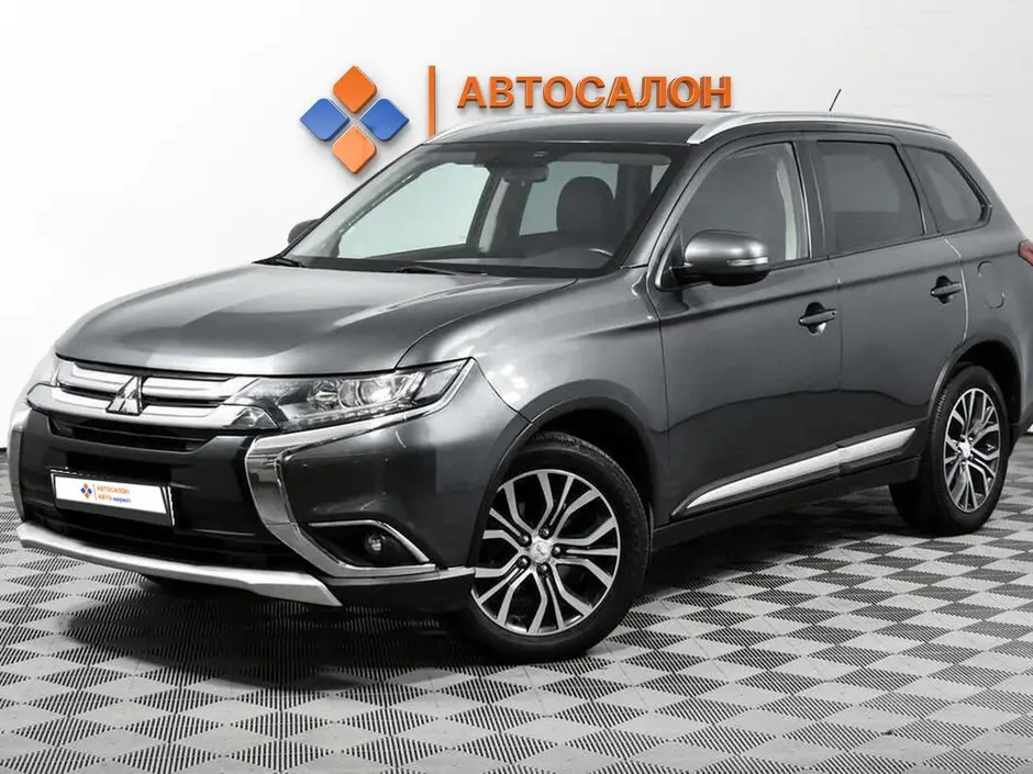 Mitsubishi Outlander, 2015 г.