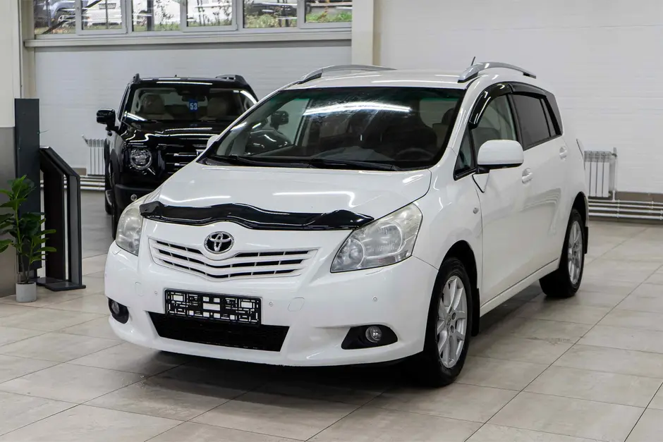Toyota Verso, 2011 г.