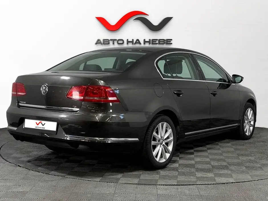«Авто на Неве»