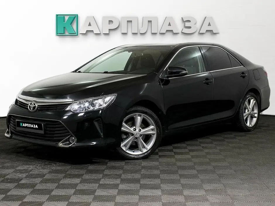 Toyota Camry, 2015 г.