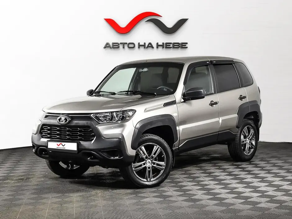 «Авто на Неве»