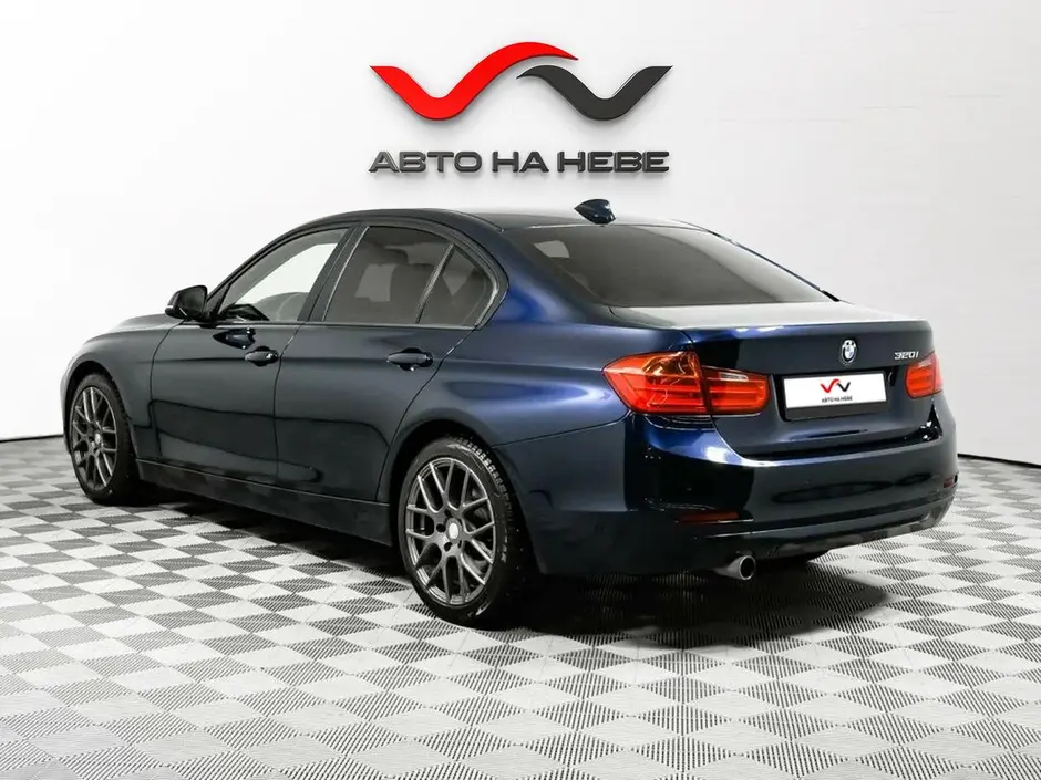 «Авто на Неве»