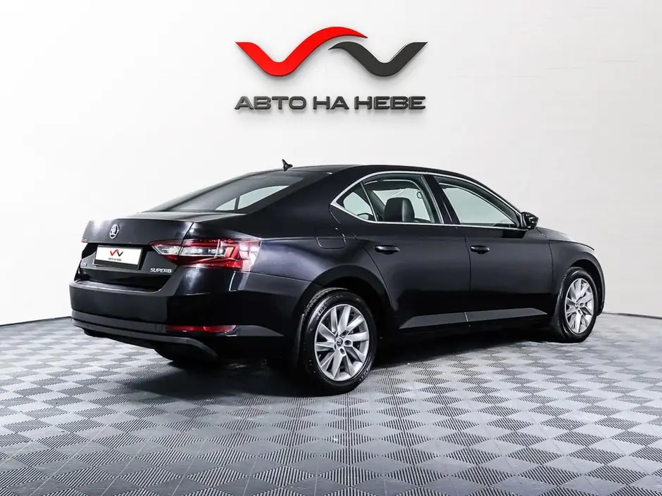 «Авто на Неве»