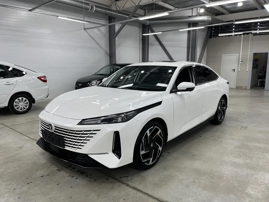 Changan Lamore, 2024 г.