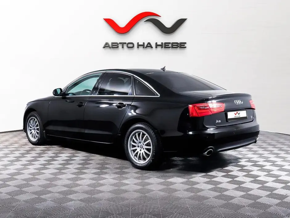 «Авто на Неве»