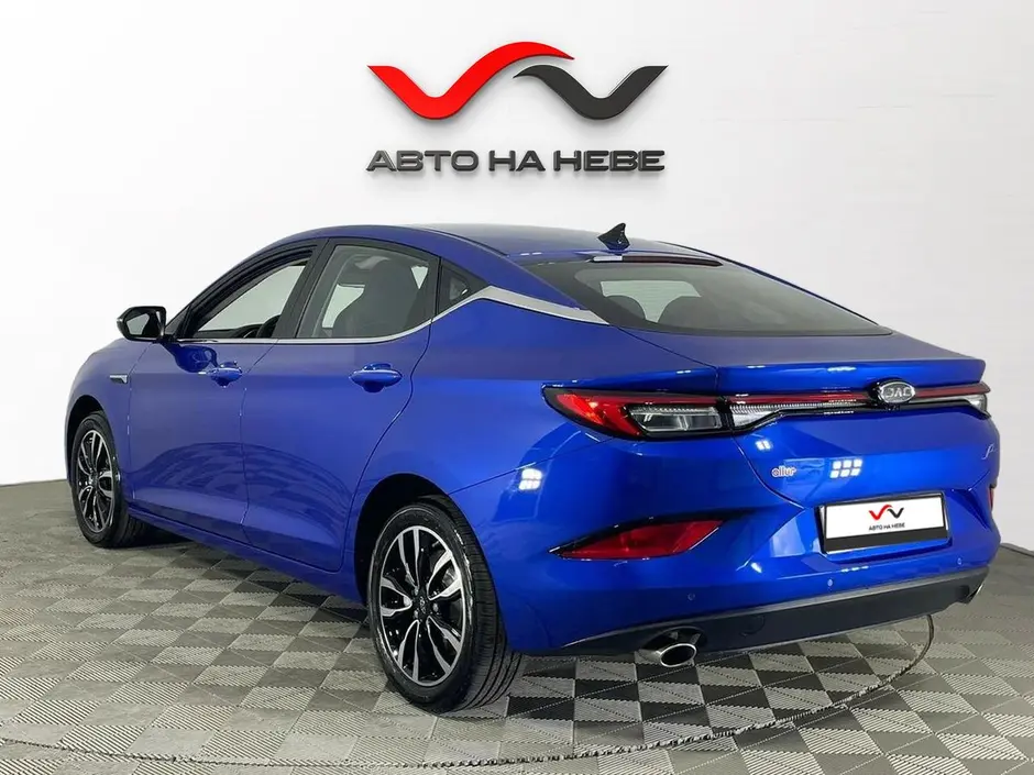 «Авто на Неве»