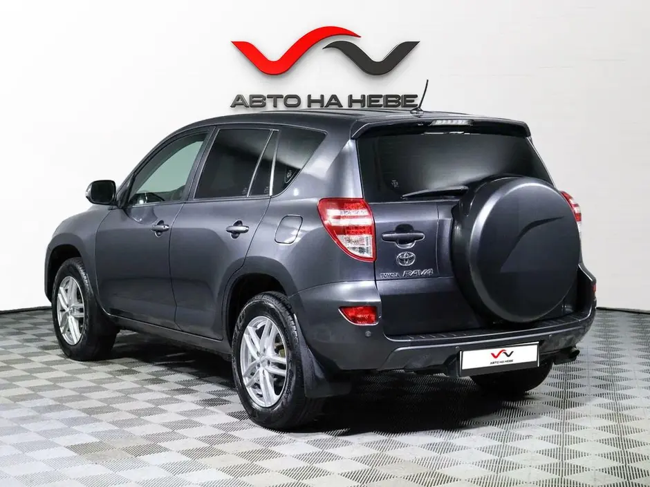 «Авто на Неве»