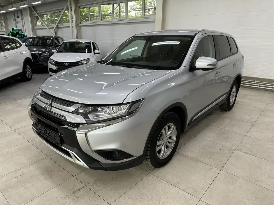 Mitsubishi Outlander, 2019 г.