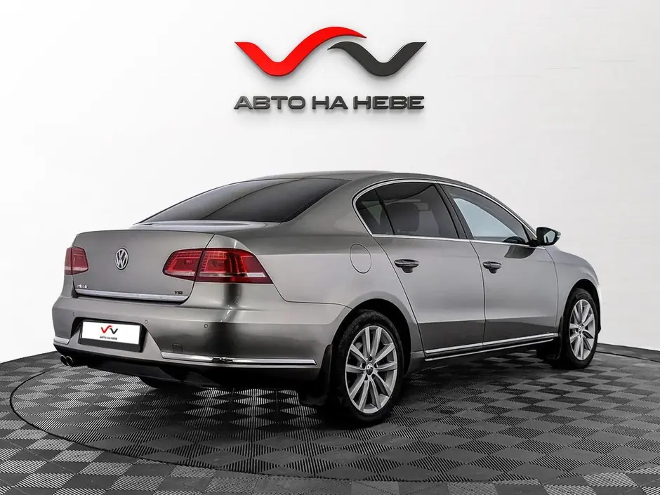 «Авто на Неве»