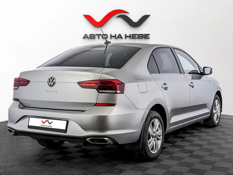 «Авто на Неве»