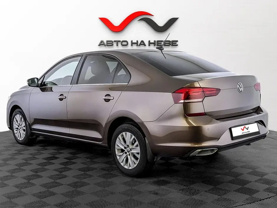 «Авто на Неве»