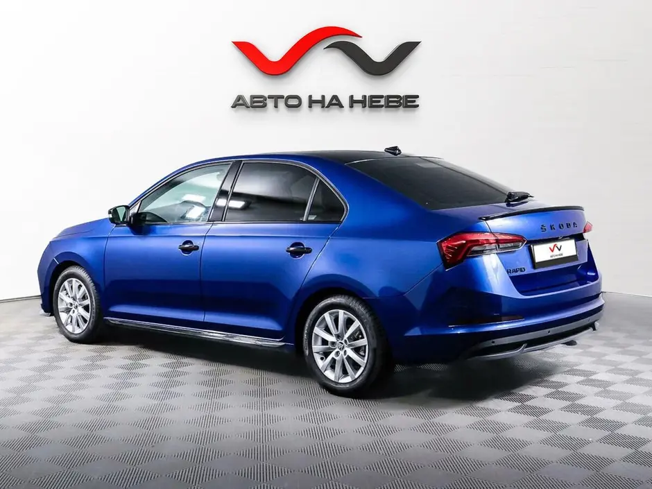 «Авто на Неве»