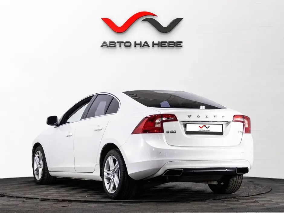 «Авто на Неве»
